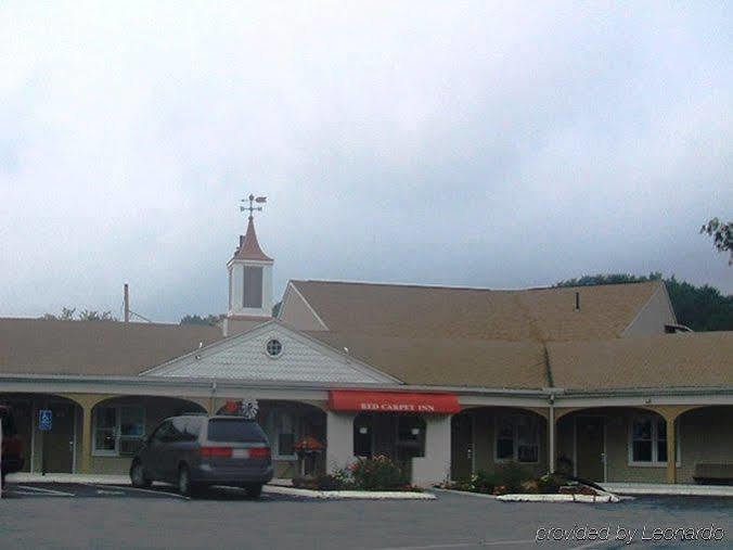 Motel Red Carpet West Springfield