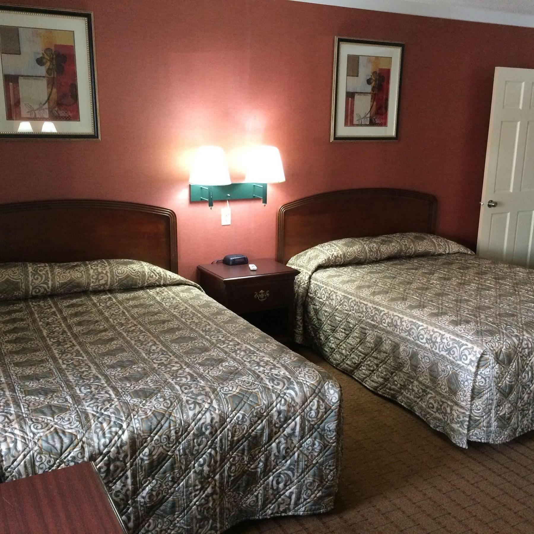 Red Carpet Motel West Springfield